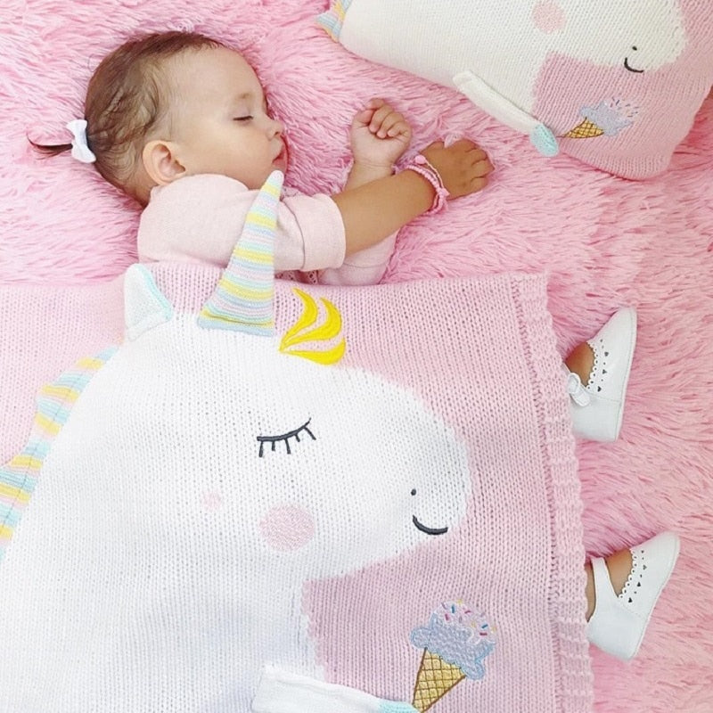 Knitted Unicorn Blanket